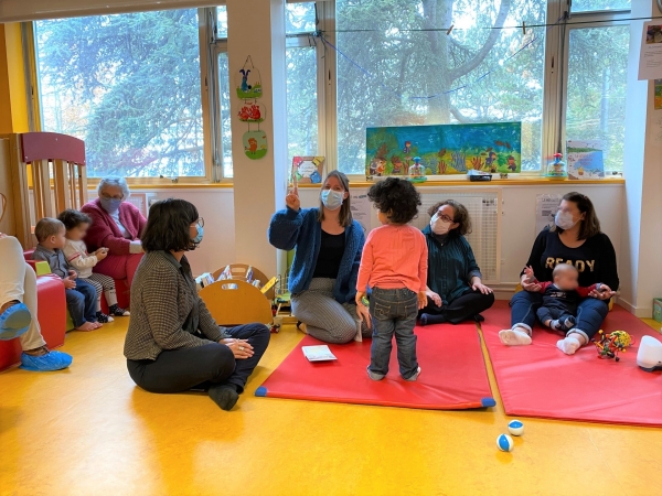 JOURNEE NATIONALE DES ASSISTANT(E)S MATERNEL(LE)S © AGDS