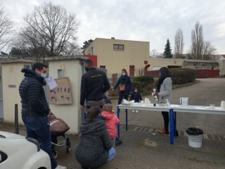 Soupe sur le trottoir !!!